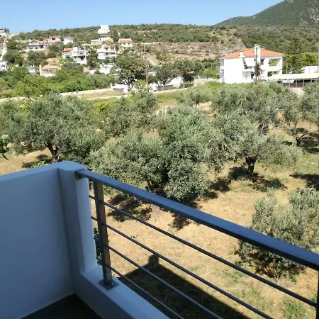 Almira Ghouse Almiropótamos